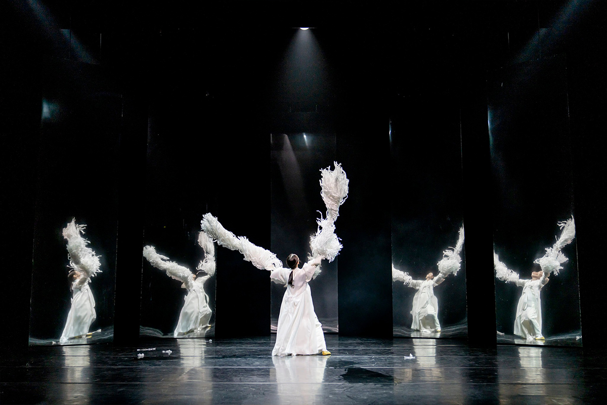 مسرح يوم الأربعاء بمركز الثقافة الآسيوية "الرقصة الفردية Ⅱ" thumbnail image 3