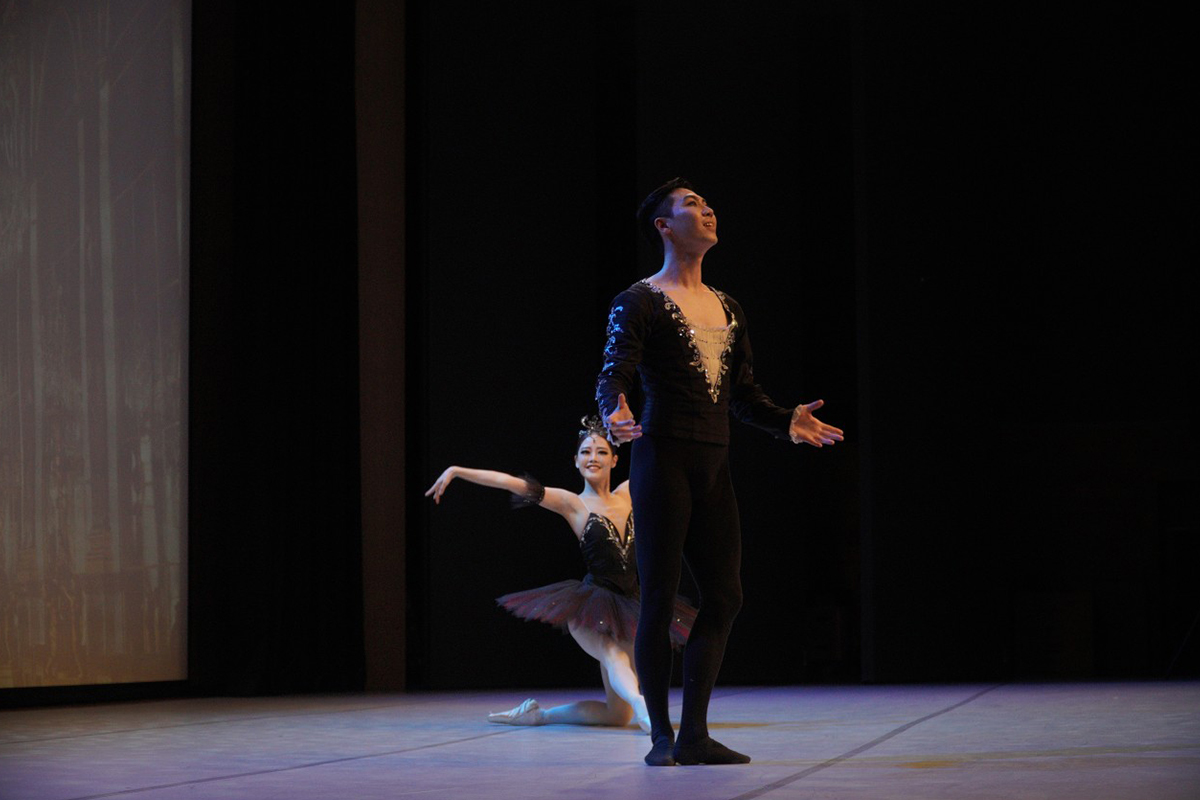 The First in a Lifetime Series<br>  “Ballet Performance with Commentary - Swan Lake” thumbnail image 9